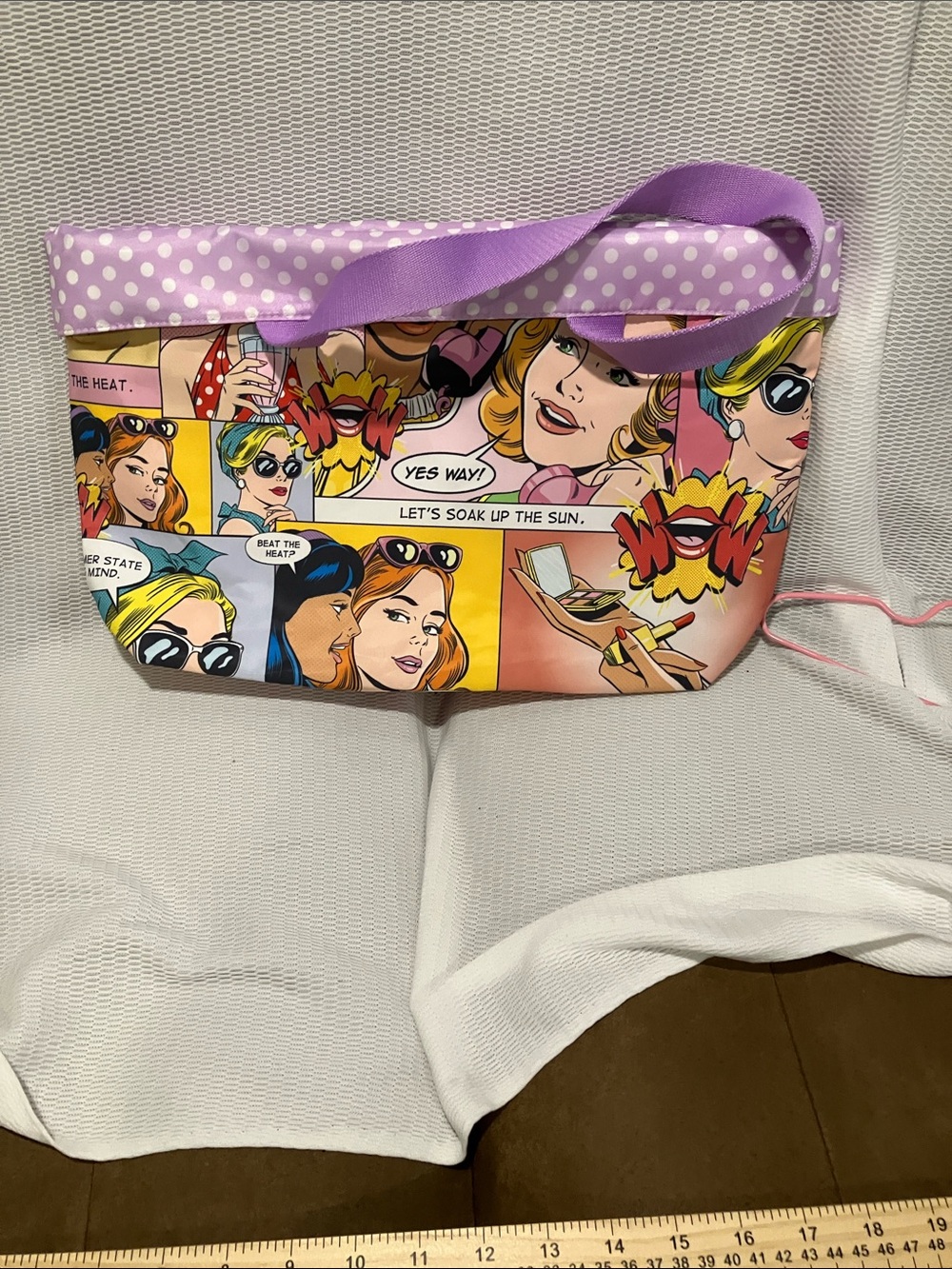 Estee Lauder Pop Art Comic Tote with Lavender Handles - Picture 7 of 8